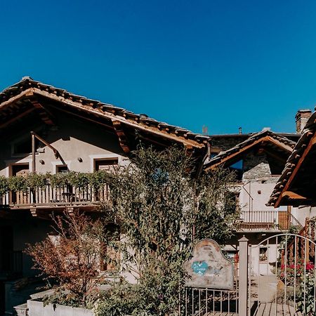Au Coeur Du Village Chambres D'Hotes & Spa Arnad Zewnętrze zdjęcie