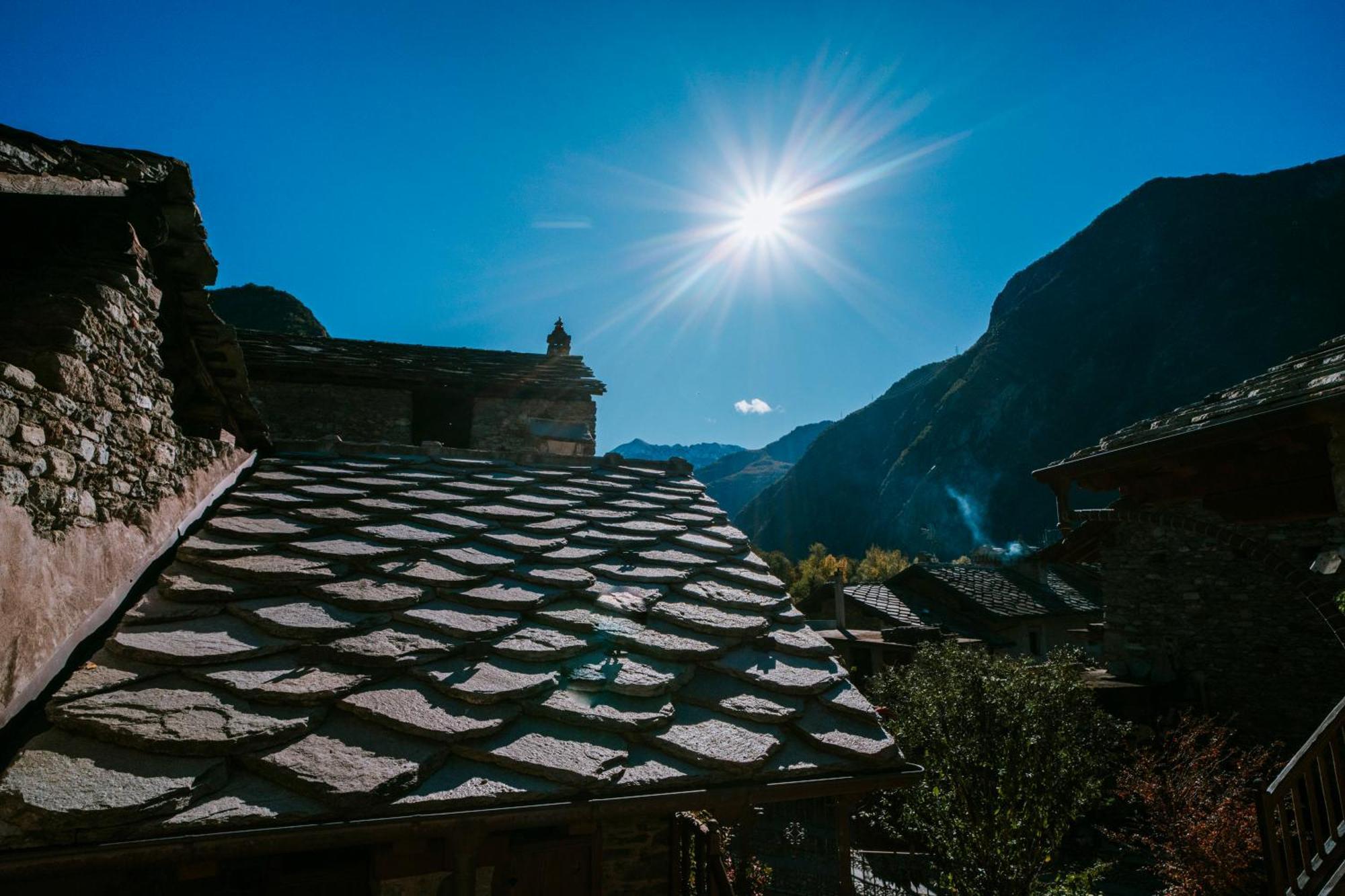 Au Coeur Du Village Chambres D'Hotes & Spa Arnad Zewnętrze zdjęcie